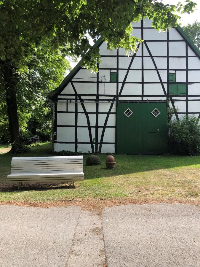 Das Ministerhaus - 1-2 Zimmer In Historischer Villa Bergkamen Bagian luar foto